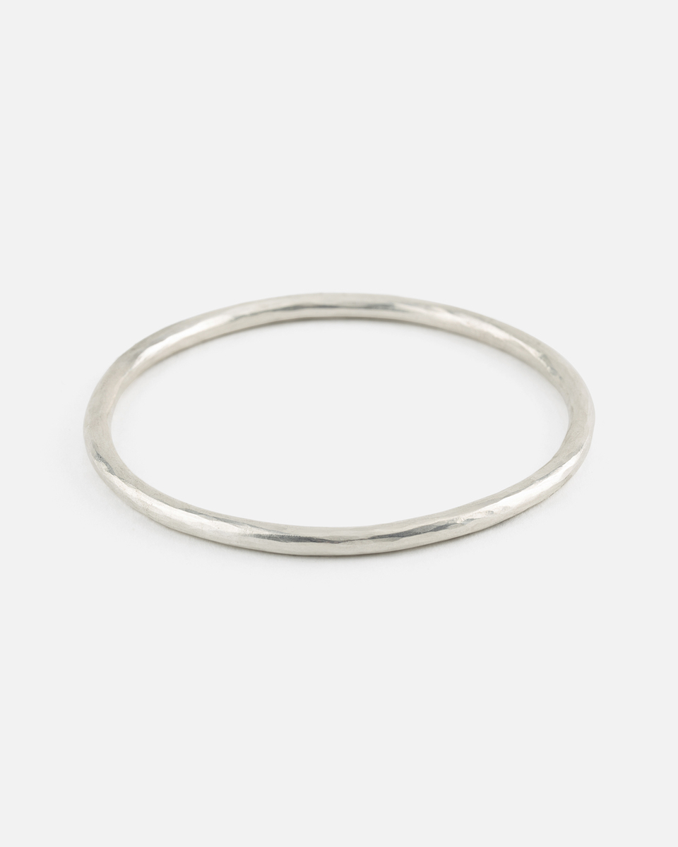 hammered silver bangle round profile 3.8mm