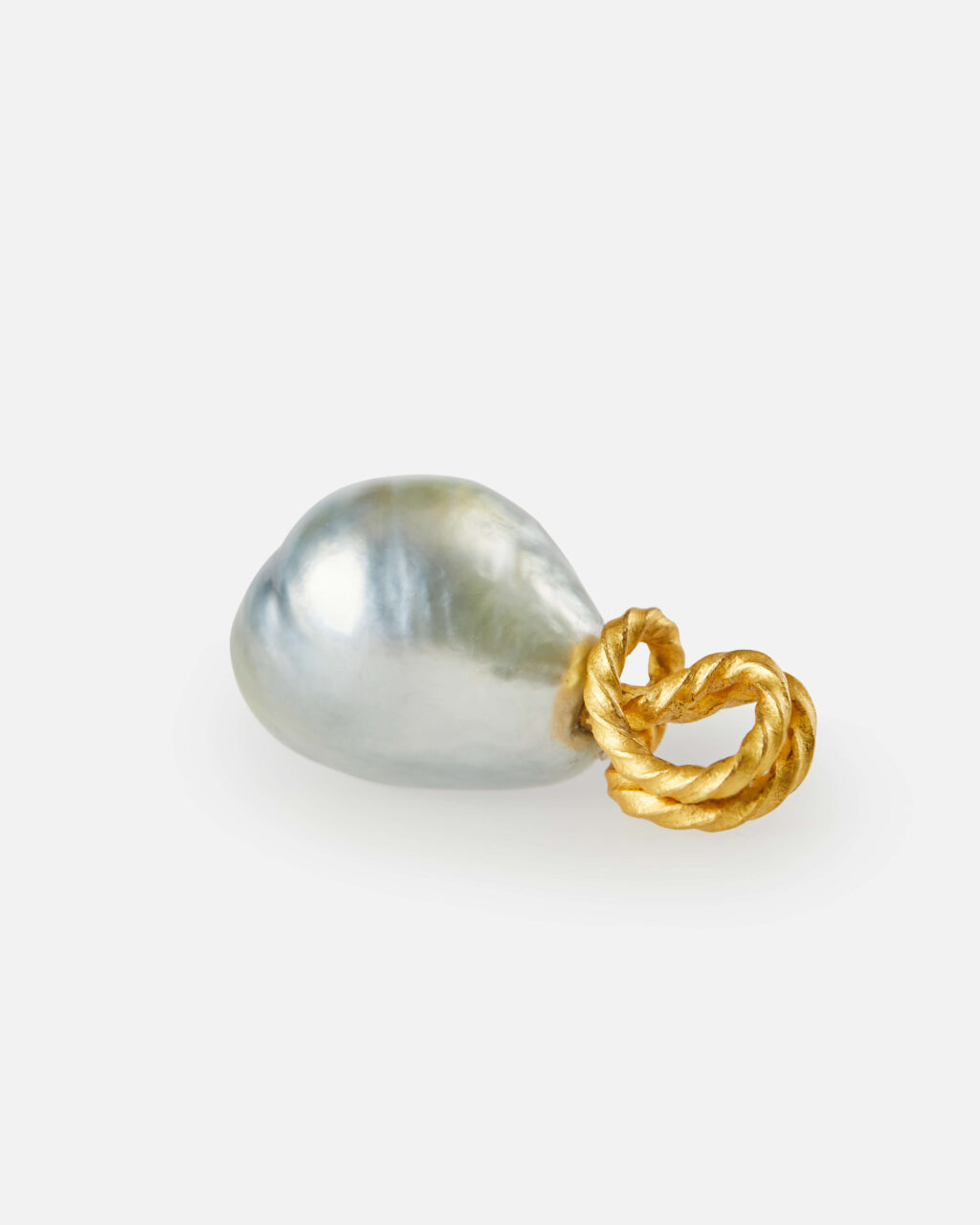 baroque pearl pendant