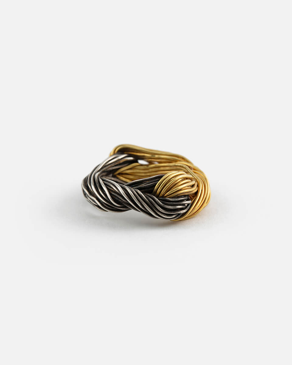 wire ring in gold and silver