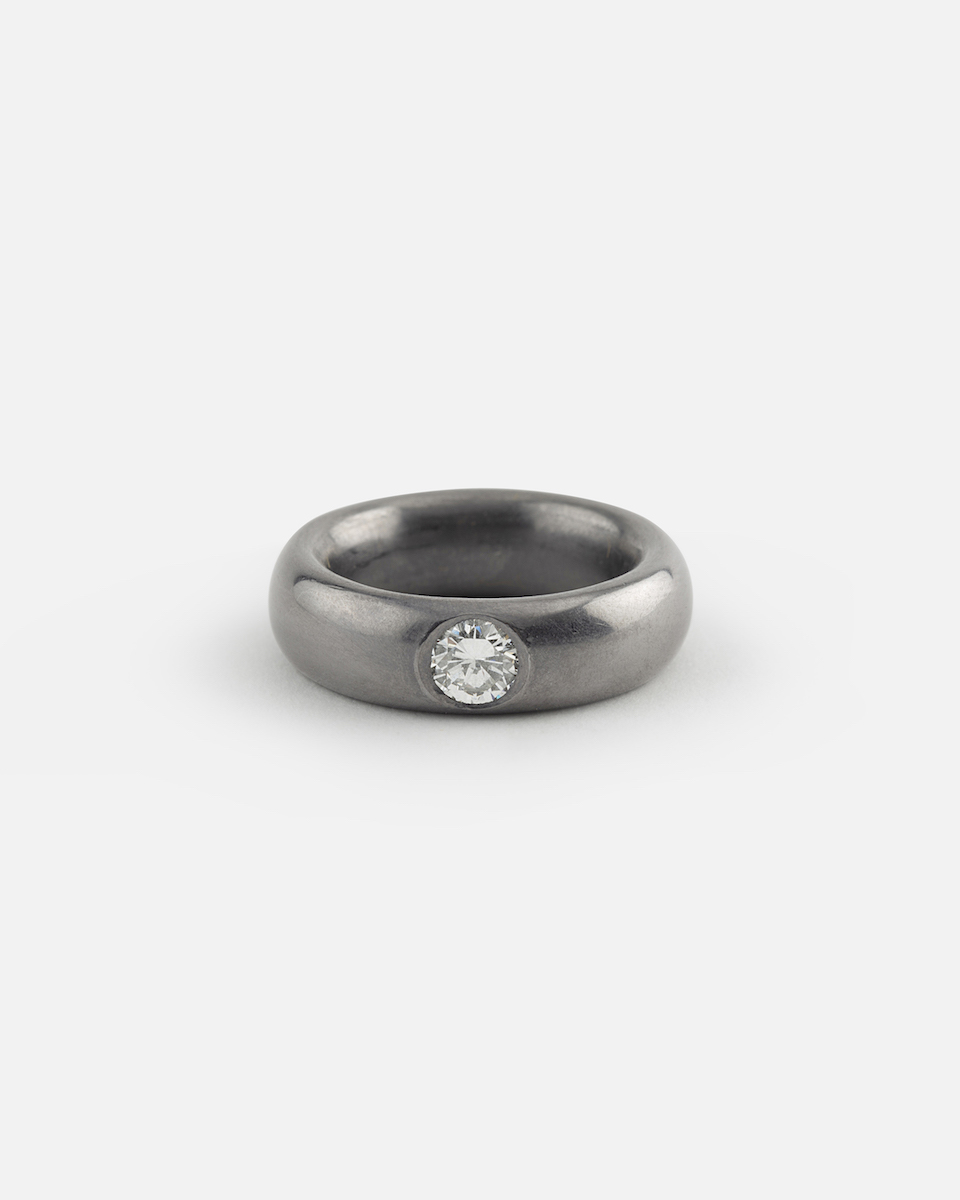 tantal ring with diamond 0.5ct