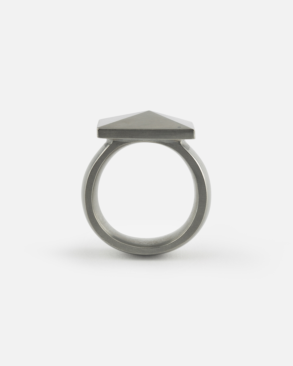 pitched roof hafnium ring