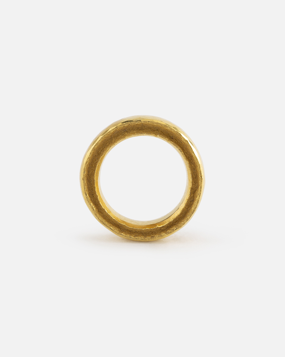 hammered fine gold ring with groove