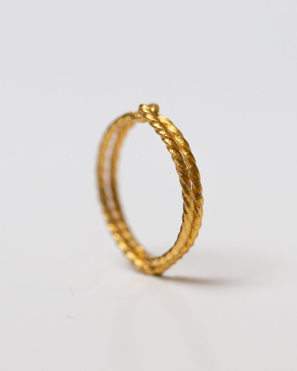 slim wrapped ring gold